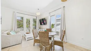 Sea La Vie 287–Cozy Studio–Sleeps 6 - Image 3