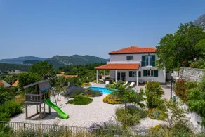 Villa Belina: 4 sovrum med eget badrum, spelrum, uppvärmd pool, bastu och gym<br> - Image 5