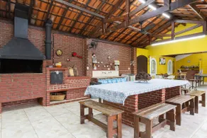 Swimming pool, garden, gourmet area and wooded view - Image 2