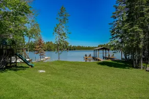 Luxury Lakefront Hub with Beach & Theater Room - Image 4