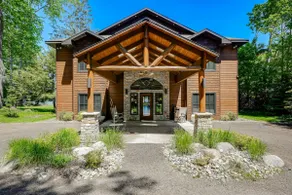 Luxury Lakefront Hub with Beach & Theater Room - Image 2