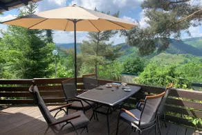 Bungalow with View near Coo - Image 2