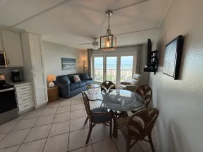 Private 2nd floor balcony facing the Gulf, sleeps 6. Pool & hot tub - Image 5