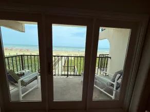 Private 2nd floor balcony facing the Gulf, sleeps 6. Pool & hot tub - Image 2