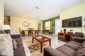 Premium Lake View Condo, Vista Cay - 1005 - Image 2