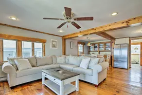 NY! Oceanfront Marshfield Home m / veranda + grill! - Image 3