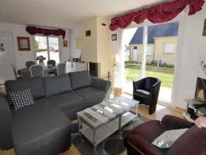 Denneville Coastal Escape with garden - Image 2