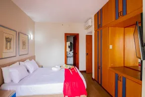 Full apartment at Hotel Bonaparte - Image 3