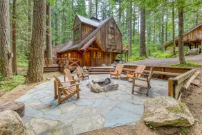 Mt Hood lodge in Forest Setting with Firepit & NEW Private Hot Tub - Image 5