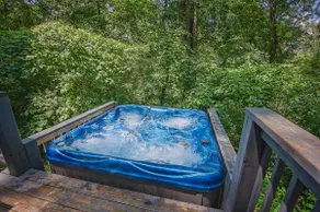 Eden Cabin Forested Tiny Home On Lookout Mtn - Image 3