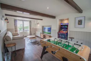 Luxury Manor House | Private Swim Spa | Sleeps 12 - Image 5