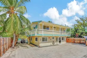 Waterfront Home 3/2.5,HotTub,2Sup,4Kayaks,Golf Car - Image 3