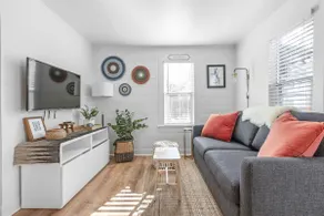 Solig + stilig stuga i Culver City med parkering - Image 3