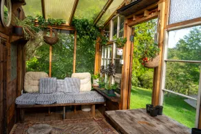 Hapus Yurt Luxury Yurts & Barn - Image 4