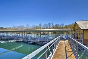 Branson Resort Condo w/ Lake Taneycomo Access! - Image 3