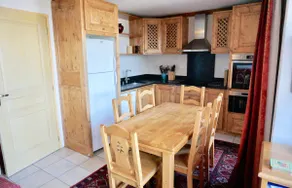 Chalet de Montalbert 22B Ski in ski out 4-6 pers - Image 2