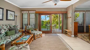 Kahala 113 Poipu Kai Resort: Great Honeymoon Location & Marche pour Poipu Beach! - Image 3