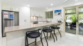 Komfortables Familienhaus in Lowset, nur wenige Minuten vom Wasser entfernt! Tarooki St, Bellara - Image 2