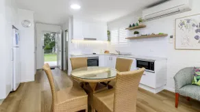 Ground Floor Unit With Spectacular Waterfront View - Image 4