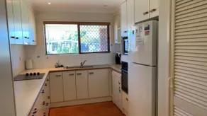 Maison acceptant les animaux de compagnie Lowset, avec place pour un bateau, Palm Ave, Bongaree - Image 4