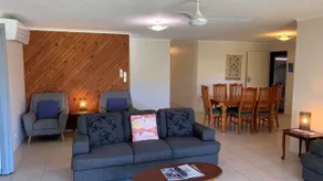 Maison acceptant les animaux de compagnie Lowset, avec place pour un bateau, Palm Ave, Bongaree - Image 3