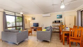 Dog Friendly Home With Room For A Boat - Image 2