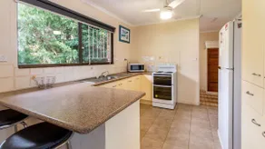 Dog Friendly Home With Room For A Boat - Image 3
