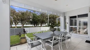 Atemberaubendes Haus am Wasser mit Pool - Sylvan Beach Esp, Bellara - Image 2