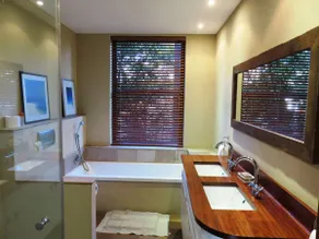 TABLE MOUNTAIN VILLA - Image 2