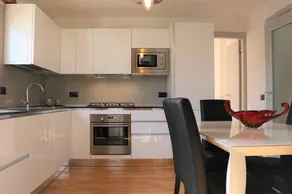 Villa apropiada para familias con jardín, barbacoa y terraza | Vistas al jardín | Admite mascotas - Image 2