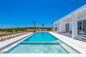 Seashore Villa - Luxury Beachfront - Pool & Sea View - Image 2