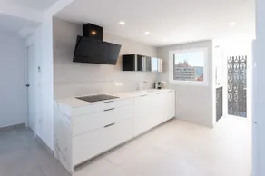Spectacular condo with incredible views. Reformed. - only families - Image 5