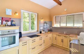 Stunning home in Montaren et St Mediers - Image 5