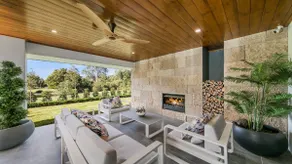Hunter Valley Wildflower - The Vintage Holiday Hou - Image 3
