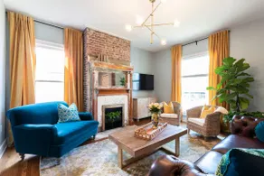 15 Min to Bourbon Fest | 4 En-Suites | Sleeps 10 - Image 2