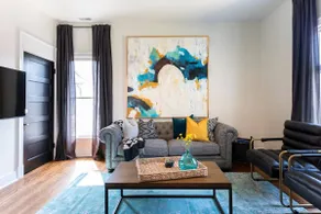 15 Min to Bourbon Fest | 4 En-Suites | Sleeps 10 - Image 3