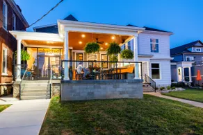 15 Min to Bourbon Fest | 4 En-Suites | Sleeps 10 - Image 5