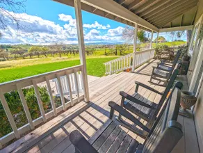 Pool, Spa & Fire Pit at Vinyl Vineyards Estate - Image 4