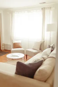 Creative, Modern, Bright Getaway - Image 2