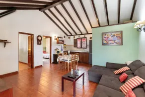 Casa adatta alle famiglie con griglia, giardino e piscina privata | Vista sul giardino - Image 5