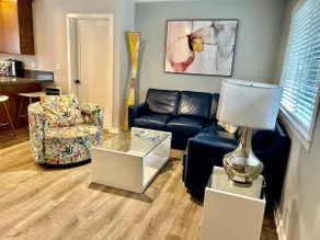 Apt 5: Zeitgenössische 2 Schlafzimmer, 2 Bäder Schritte zum Sand - Image 5