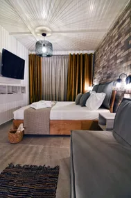 Ninos Houses - Image 3