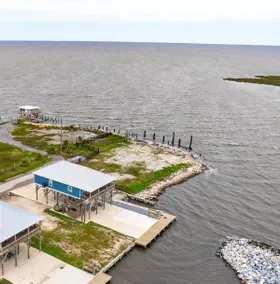 The Pointe: 4 BR Waterfront- Coastal Realty Group - Image 2
