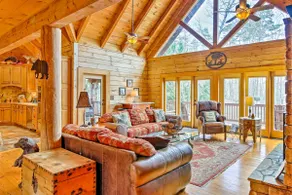 Lake Hartwell Lodge w/ Dock, Theater + Hot Tub! - Image 5