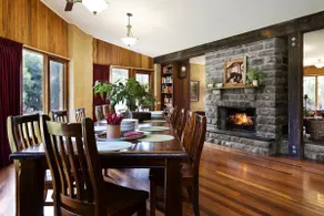 Gum tree Spring-Group/Family Accommodation for 18 - Image 3