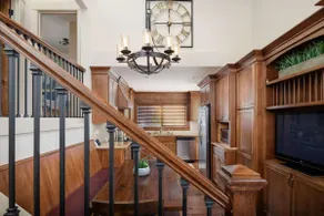Renovated Retreat, Gorgeous Huge Deck, Ping Pong - Image 3