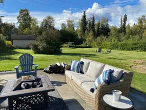 Luxury Waterfront KING Studio w/Hot Tub - Image 5