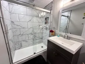 100% renovated House 8 minutes to downtown - Image 4