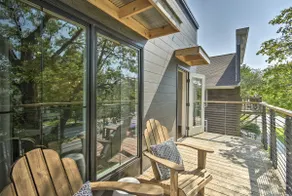 Elkhart Lake Townhome, Mins to Road America! - Image 2
