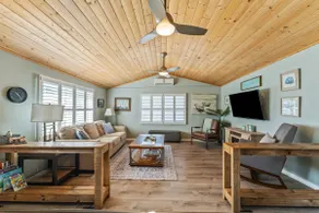 Beach Bungalow Steps to Sand+No Guest Fee - Image 4